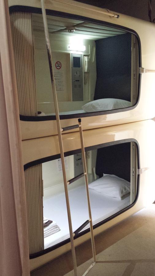 Capsule Hotel Honcho Sendai Zewnętrze zdjęcie